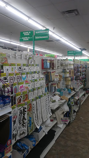 Dollar Store «Dollar Tree», reviews and photos, 5817 N Figueroa St, Highland Park, CA 90042, USA