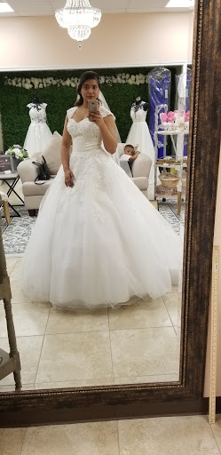 Bridal Shop «Sweet Romance Bridal Boutique», reviews and photos, 12121 Westheimer Rd #102, Houston, TX 77077, USA