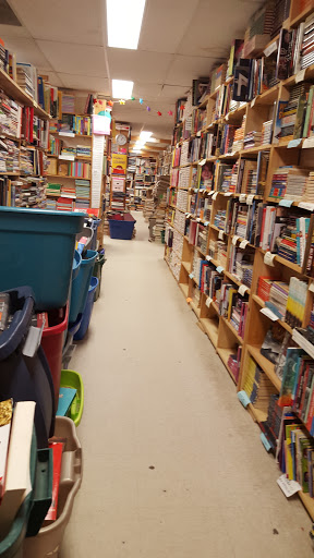 Book Store «Chamblin Bookmine», reviews and photos, 4551 Roosevelt Blvd, Jacksonville, FL 32210, USA