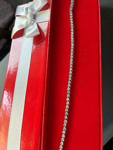 Pawn Shop «Value Pawn & Jewelry», reviews and photos, 1000 W Oakland Park Blvd, Wilton Manors, FL 33311, USA