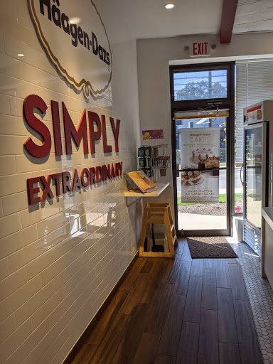 Ice Cream Shop «Häagen-Dazs® Ice Cream Shop», reviews and photos, 79 S Livingston Ave, Livingston, NJ 07039, USA