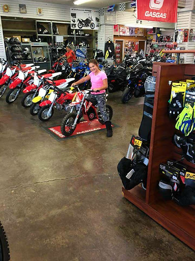 Motorcycle Dealer «Cycle West - Suzuki - Honda», reviews and photos, 1375 Industrial Ave, Petaluma, CA 94952, USA