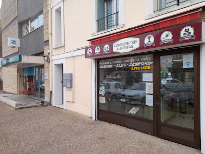Bidau Jacky à Noves