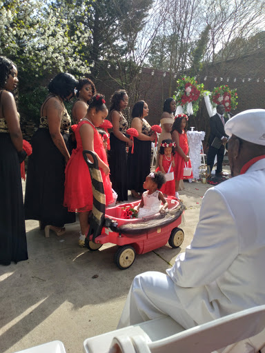 Caterer «Garden On Millbrook Catering», reviews and photos, 2400 E Millbrook Rd, Raleigh, NC 27604, USA