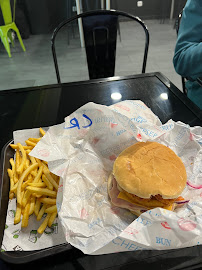 Plats et boissons du Restaurant de hamburgers H Burger Et Pizza à Gagny - n°4