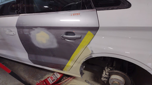 Auto Body Shop «Hodges Collision Center - Woodlands», reviews and photos, 130 Lane Ln, Spring, TX 77386, USA