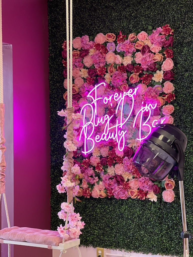 Forever Plug'D in Beauty Bar 89119