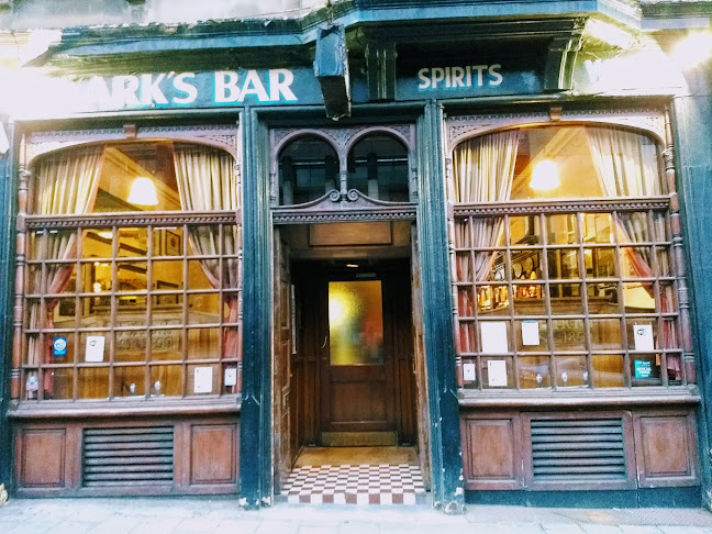Comments and reviews of Clark's Bar