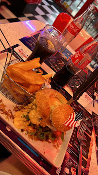 Hamburger du Restaurant américain EDY'S DINER à Ville-la-Grand - n°7