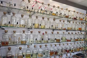 Anfora's perfumeria a granel. image