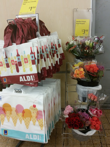 Supermarket «ALDI», reviews and photos, 615 North Ave, Jonesboro, GA 30236, USA