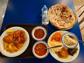 Spicy Bite Open Buffet - Pakistani Indian style (inside the mall)