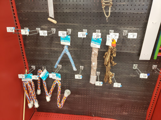 Pet Supply Store «Petco Animal Supplies», reviews and photos, 1660 Orchard Gateway Blvd, North Aurora, IL 60542, USA