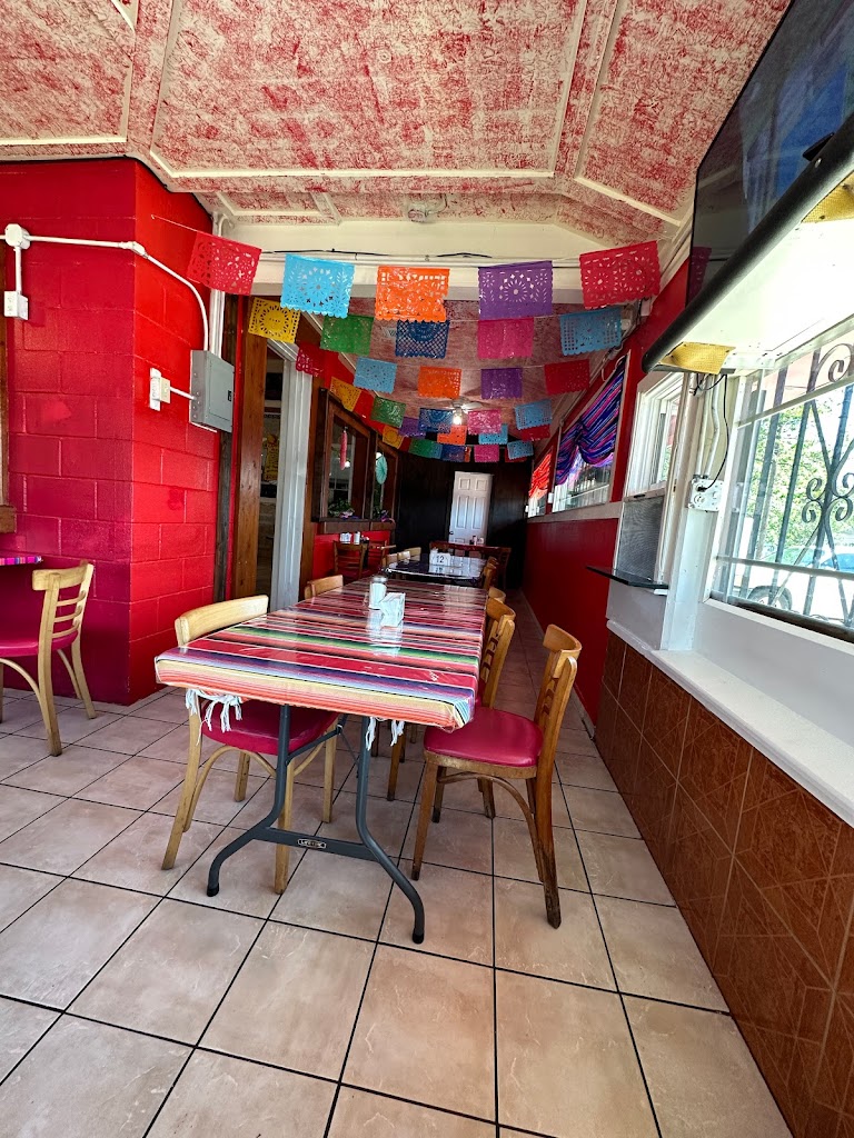 Casa Bakery & Restaurant 77009