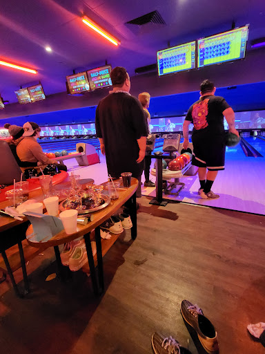 Bowling Alley «Brunswick Zone Mesa Lanes», reviews and photos, 1754 W Southern Ave, Mesa, AZ 85202, USA