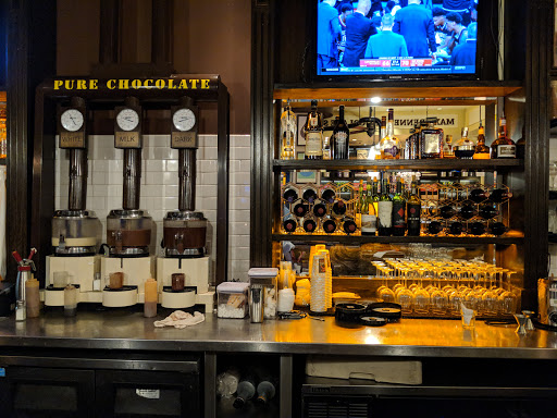 Restaurant «Max Brenner», reviews and photos, 745 Boylston St, Boston, MA 02116, USA