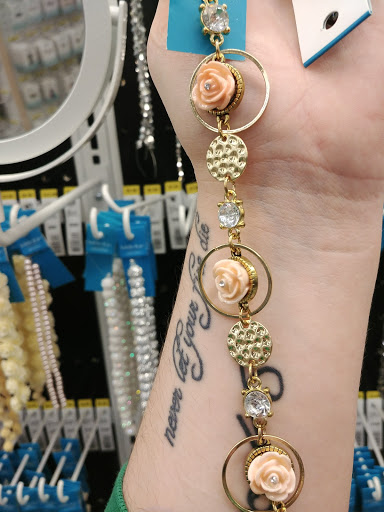 Fabric Store «Jo-Ann Fabrics and Crafts», reviews and photos, 4600 Shelbyville Road #280, Louisville, KY 40207, USA