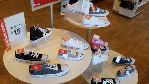 Shoe Store «Payless ShoeSource», reviews and photos, 825 W Southern Ave #100, Phoenix, AZ 85041, USA