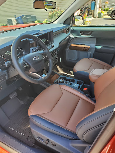 Car Dealer «Sloan Ford», reviews and photos, 415 W Lincoln Hwy, Exton, PA 19341, USA