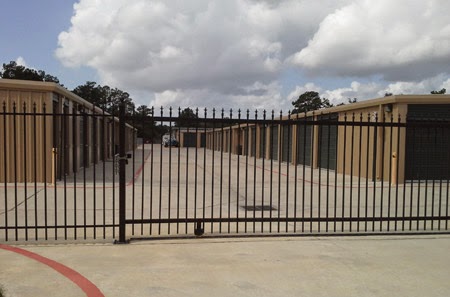 Self-Storage Facility «StorQuest Self Storage», reviews and photos, 23103 Gosling Rd, Spring, TX 77389, USA
