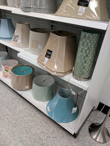 Clothing Store «Ross Dress for Less», reviews and photos, 902 Sepulveda Blvd, Harbor City, CA 90710, USA