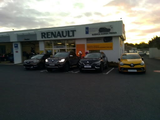 Photo 2 - PEUGEOT - SARL GARAGE RODRIGUEZ