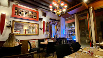 Atmosphère du Restaurant Auberge de la Reine Blanche à Paris - n°14