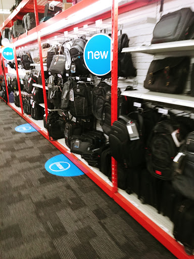 Office Supply Store «Staples», reviews and photos, 125 E Davis Dr, Terre Haute, IN 47802, USA