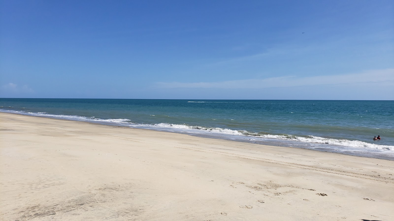 Foto van Santa Clara Beach en de nederzetting