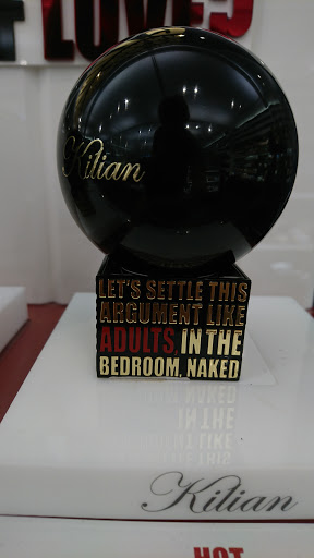 Cosmetics Store «SEPHORA», reviews and photos, 721 Collins Ave, Miami Beach, FL 33139, USA