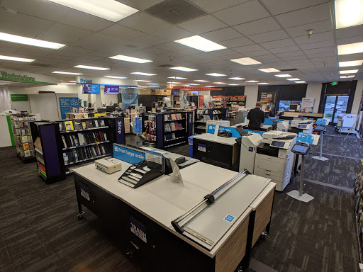 Print Shop «FedEx Office Print & Ship Center», reviews and photos, 702 Lincoln Ave, Napa, CA 94558, USA