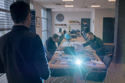 SKY ACTIVITY - Centre de formation drone à Latresne