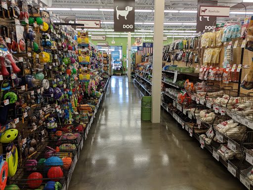 Pet Supply Store «Pet Supplies Plus», reviews and photos, 9 Waukegan Rd, Deerfield, IL 60015, USA