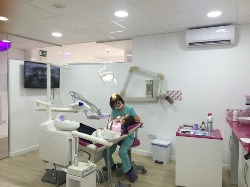 Clínica Dental Benítez en Cabra