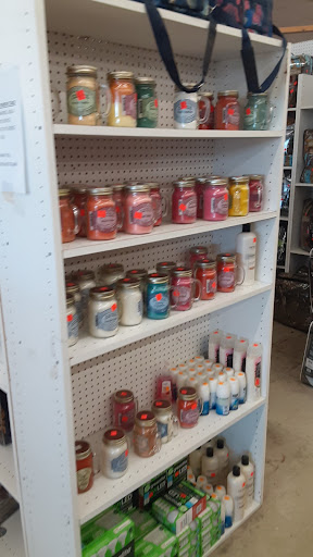 Flea Market «Traderbakers Flea Market», reviews and photos, 2080 Burton Ln, Martinsville, IN 46151, USA