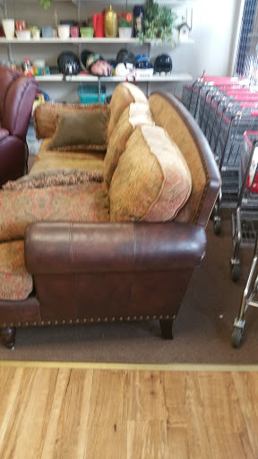 Non-Profit Organization «St. Vincent de Paul Thrift Store», reviews and photos, 213 Main St, West Chicago, IL 60185, USA