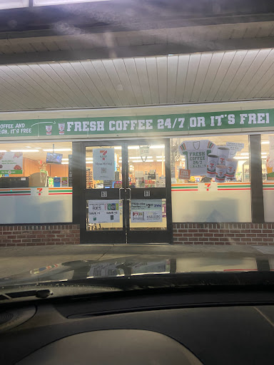 Convenience Store «7-Eleven», reviews and photos, 501 Church Ln, Yeadon, PA 19050, USA