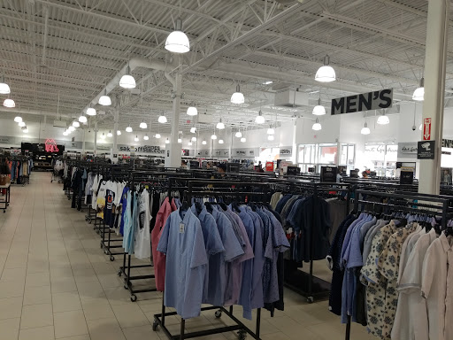 Department Store «Saks OFF 5TH», reviews and photos, 3885 Eagan Outlets Pkwy, Eagan, MN 55122, USA