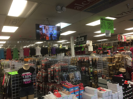 Clothing Store «7 Mile Fashion», reviews and photos, 8074 Brooklyn Blvd, Minneapolis, MN 55445, USA