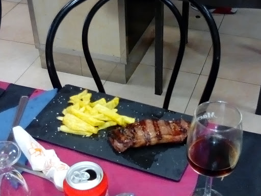 Restaurante 32 Bar +34 675272564