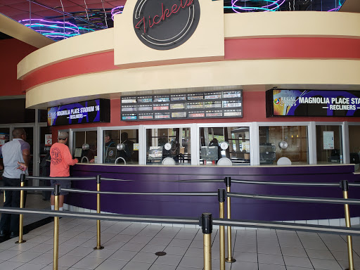 Movie Theater «Regal Cinemas Magnolia Place 16», reviews and photos, 9645 Westview Dr, Coral Springs, FL 33076, USA
