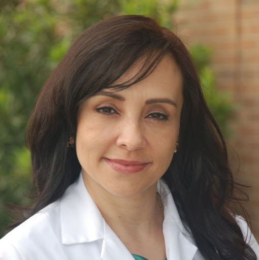 Dra. Silvia Fanny Lara Huerta, Oftalmólogo