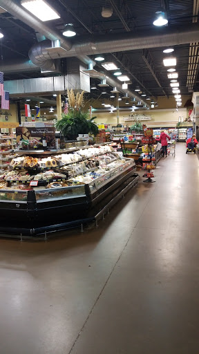 Grocery Store «Shop & Save Market», reviews and photos, 518 Metropolitan Way, Des Plaines, IL 60016, USA