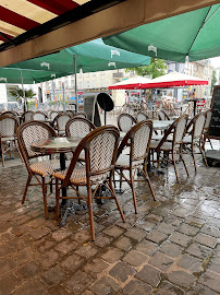 Atmosphère du Café Café Français à Issy-les-Moulineaux - n°7