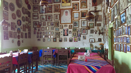 Fonda Frida - Benito Juárez 8, Centro, 58550 Angamacutiro de la Unión, Mich., Mexico
