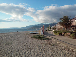 Photo de Fener Sahil beach avec un niveau de propreté de assez propre