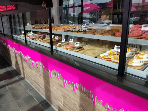 Shopping Mall «Scottsdale Promenade», reviews and photos, 16427 N Scottsdale Rd, Scottsdale, AZ 85254, USA