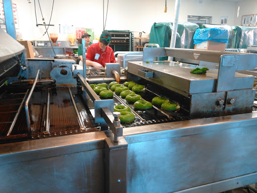 Donut Shop «Krispy Kreme South Charleston», reviews and photos, 42 Riverwalk Plaza McCorkle Ave, South Charleston, WV 25303, USA