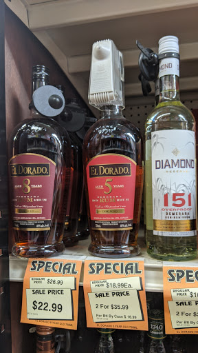 Wine Store «Liquor & Wine Warehouse», reviews and photos, 9925 Horace Harding Expy, Corona, NY 11368, USA