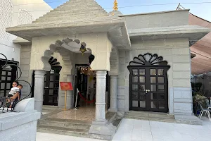 Shri Shiv Mandir, Muscat image